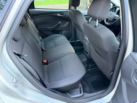 2019 Ford Focus III Рестайлинг, серебристый, 1190000 рублей - вид 12