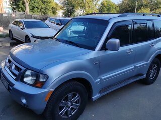 2004 Mitsubishi Montero III, серебристый, 1200000 рублей, вид 2