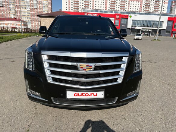 2018 Cadillac Escalade IV, чёрный, 5500000 рублей