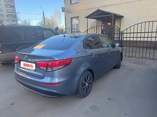 2015 Kia Rio III Рестайлинг, голубой, 750000 рублей, вид 5