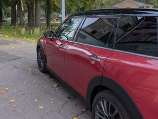 2019 Mini Clubman Cooper S ALL4 II Рестайлинг, красный, 2690000 рублей, вид 5
