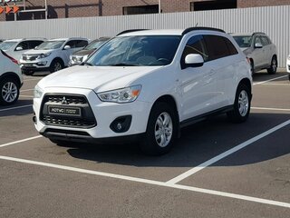 2012 Mitsubishi ASX I Рестайлинг, белый, 1099000 рублей, вид 3