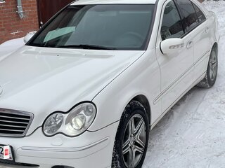 2003 Mercedes-Benz C-Класс 240 II (W203), белый, 725000 рублей, вид 5