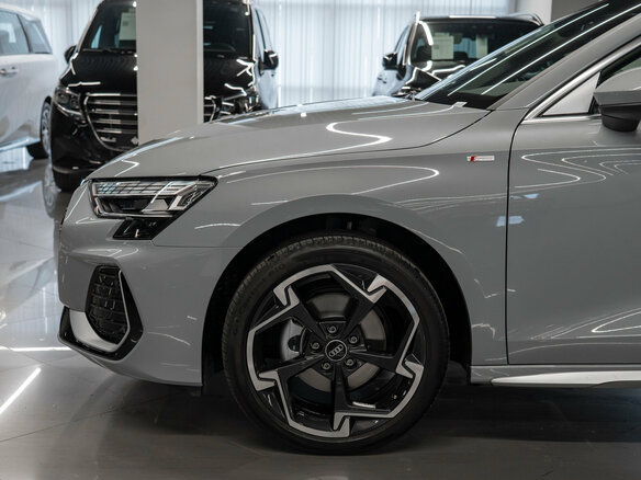 2026 Audi A3 Sportback 35 TFSI IV (8Y) Рестайлинг, серый, 3830000 рублей - вид 19
