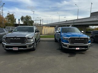 2024 Ram 1500 Crew Cab V Рестайлинг, голубой, 6500000 рублей, вид 5