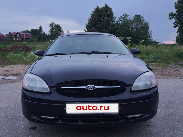 2001 Ford Taurus IV, чёрный - вид 4