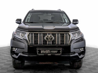2020 Toyota Land Cruiser Prado 150 Series Рестайлинг 2, чёрный, 4770000 рублей, вид 2
