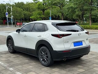2022 Mazda CX-30 I, белый, 1633000 рублей, вид 4