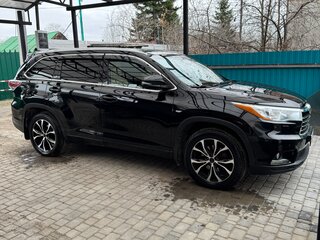 2014 Toyota Highlander III (XU50), чёрный, 3250000 рублей, вид 3