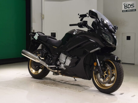 2023 Yamaha FJR1300, чёрный, 1540000 рублей, вид 3
