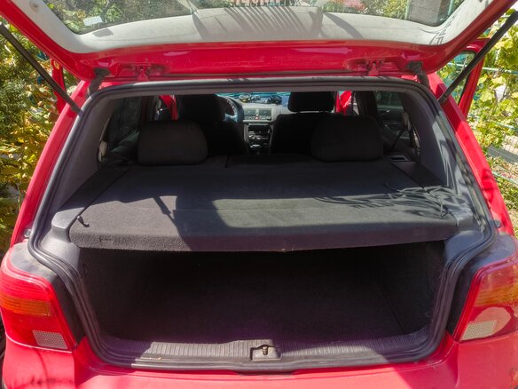 1998 Volkswagen Golf IV, красный, 400000 рублей - вид 6