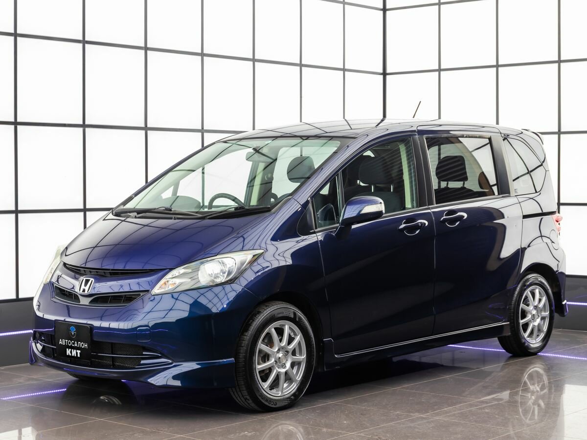 Открыть фотографии: Honda Freed I
