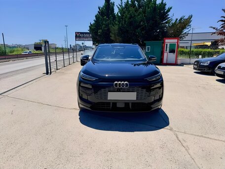 2026 Audi Q6L e-tron, чёрный, 6480000 рублей, вид 5