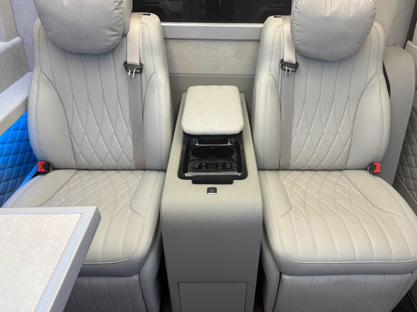 2026 Mercedes-Benz Sprinter, чёрный, 29990000 рублей - вид 15