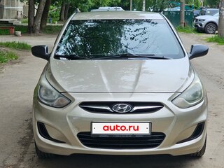 2011 Hyundai Solaris I, бежевый, 560000 рублей, вид 3