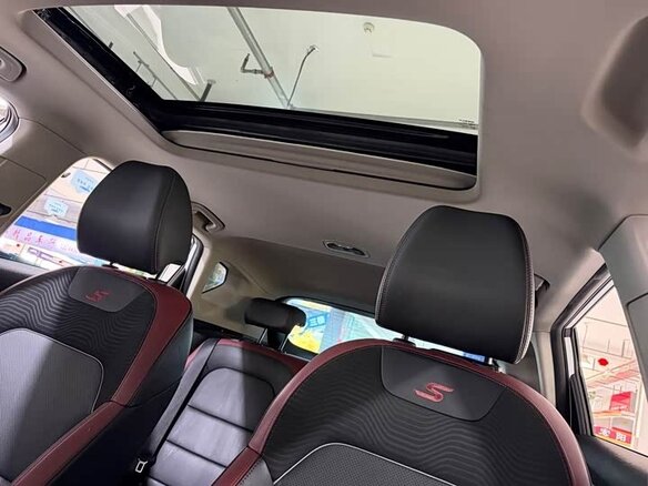 2022 Geely Binyue I Рестайлинг, белый, 1190000 рублей - вид 15