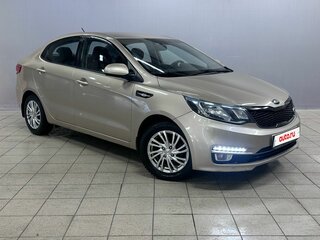 2015 Kia Rio III Рестайлинг, бежевый, 1050000 рублей, вид 3