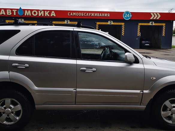 2009 Kia Sorento I Рестайлинг, серебристый - вид 1