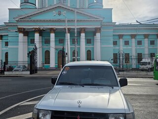1998 Mitsubishi Pajero II Рестайлинг, серебристый, 700000 рублей, вид 1