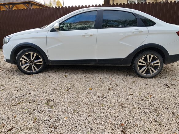 2018 Lada (ВАЗ) Vesta Cross I, белый, 995000 рублей - вид 1