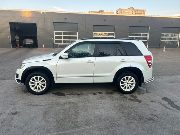 2013 Suzuki Grand Vitara II Рестайлинг 2, белый, 1280000 рублей - вид 13