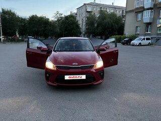 2017 Kia Rio IV, красный, 1100000 рублей, вид 2