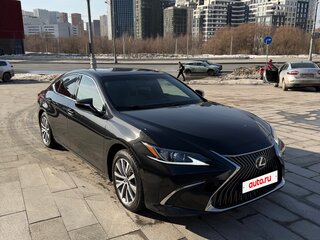 2020 Lexus ES 200 VII, чёрный, 3290000 рублей, вид 1
