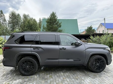 2023 Toyota Sequoia III, серый, 10500000 рублей, вид 5
