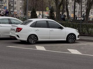 2024 Lada (ВАЗ) Granta Sport I Рестайлинг, белый, 1100000 рублей, вид 4
