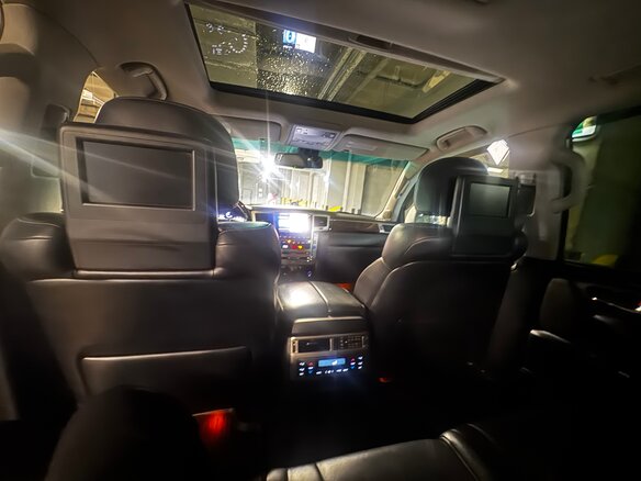 2012 Lexus LX 570 III Рестайлинг, серебристый, 6500000 рублей - вид 30