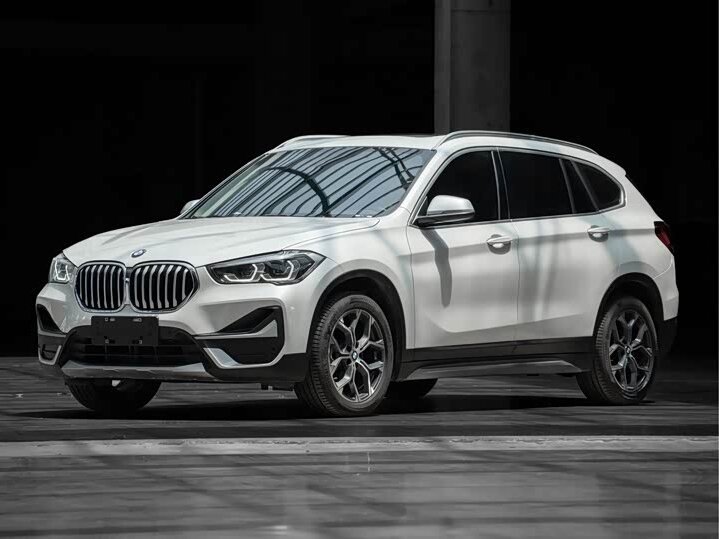 Открыть фотографии: BMW X1 II (F48) Рестайлинг