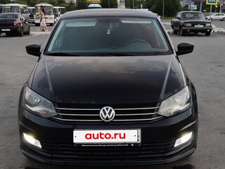 2017 Volkswagen Polo V Рестайлинг, чёрный, 1341999 рублей, вид 4