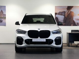 2020 BMW X5 40d IV (G05/G18), белый, 7150000 рублей, вид 2
