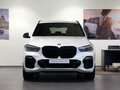 2020 BMW X5 40d IV (G05/G18), белый, 6970000 рублей - вид 1