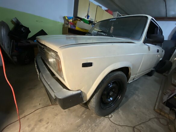 1996 Lada (ВАЗ) 2105, бежевый, 40000 рублей - вид 16