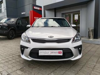 2017 Kia Rio IV, серебристый, 806128 рублей, вид 2