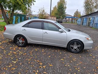2002 Toyota Camry V (XV30), серебристый, 595000 рублей, вид 4