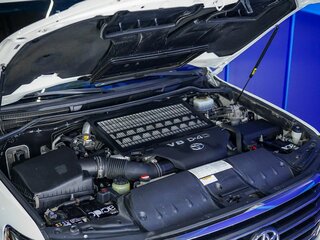 2015 Toyota Land Cruiser 200 Series Рестайлинг 1, белый, 3450000 рублей, вид 5