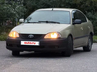 2001 Toyota Avensis I Рестайлинг, жёлтый, 175000 рублей, вид 4