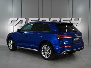 2021 Audi Q5 45 TFSI II (FY) Рестайлинг, синий, 4575000 рублей, вид 2
