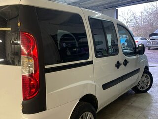 2010 Fiat Doblo I Рестайлинг, белый, 700000 рублей, вид 3