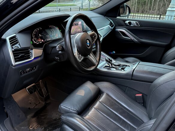 2020 BMW X6 40i III (G06), чёрный, 7800000 рублей - вид 8