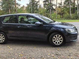 2013 Volkswagen Golf VII, синий, 999999 рублей, вид 3