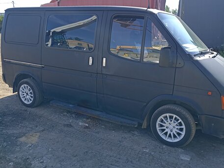 1992 Ford Transit, чёрный, 400000 рублей, вид 2