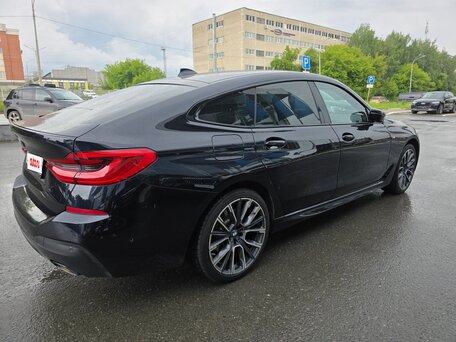 2021 BMW 6 серии Gran Turismo 620d xDrive IV (G32) Рестайлинг, чёрный, 4290000 рублей, вид 4
