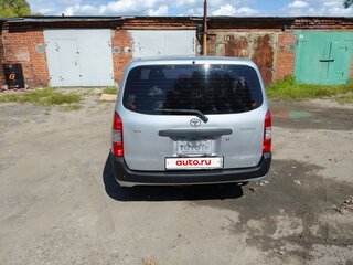 2003 Toyota Probox I, серебристый, 425000 рублей, вид 4