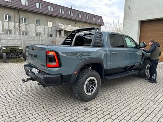 2021 Ram 1500 Crew Cab TRX V, серый, 11900000 рублей, вид 3