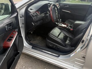 2012 Toyota Camry VII (XV50), серебристый, 1650000 рублей, вид 5