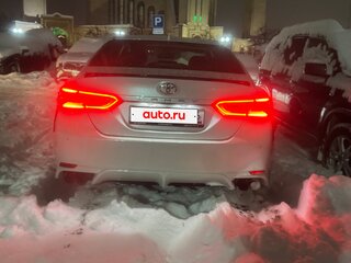 2022 Toyota Camry VIII (XV70) Рестайлинг, белый, 3680000 рублей, вид 5