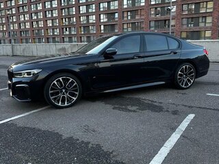 2019 BMW 7 серии 750d xDrive VI (G11/G12) Рестайлинг, синий, 7350000 рублей, вид 2